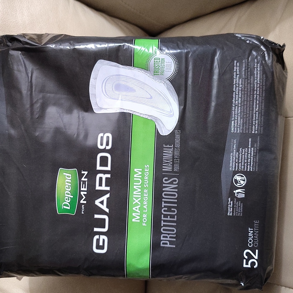 Depend Men's Guards Maximum  Protection - Black - Picture 2 of 2